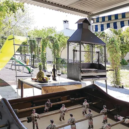 Pet Friendly In With Kitchen Holiday home Olvera