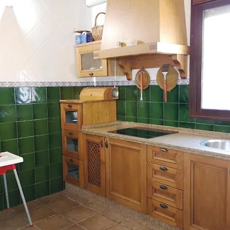 Holiday home Pet Friendly In With Kitchen Olvera