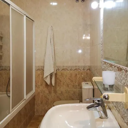 Pet Friendly In With Kitchen Olvera